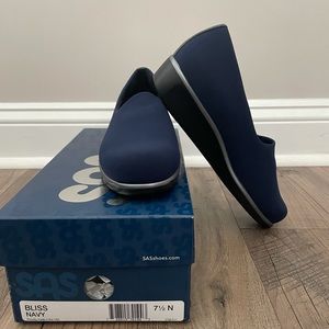 SAS Bliss - Navy
